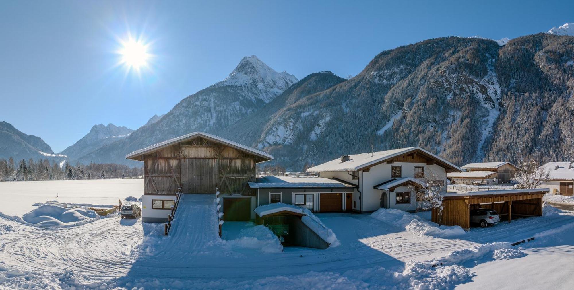 Landhaus Oetztalblick Ленгенфельд Екстер'єр фото